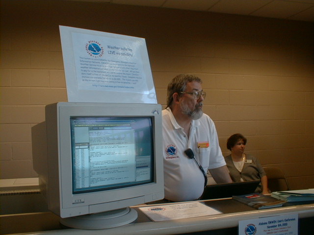 HSVHamfest06.jpg - 57907 Bytes